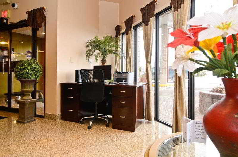 Best Western Marquis Inn & Suites Prince Albert Room photo