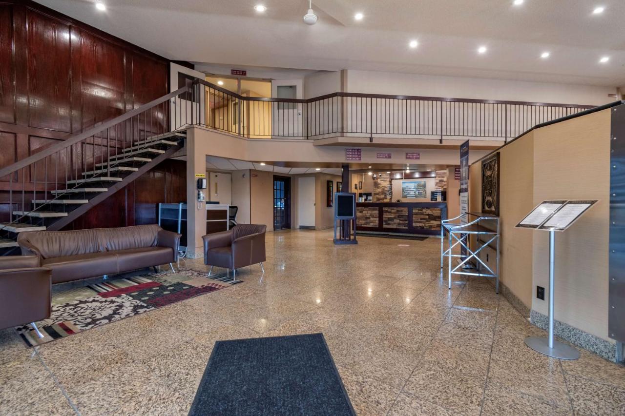 Best Western Marquis Inn & Suites Prince Albert Exterior photo